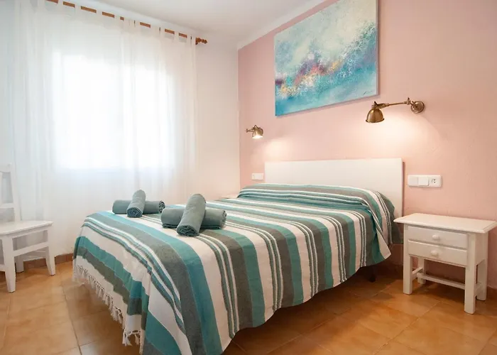 Seafront Apartament *